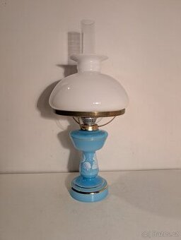 skleněná malovaná lampa lampička tvaru petrolejky