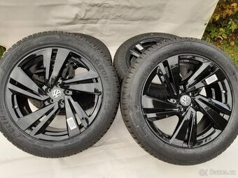 Zimní kola Volkswagen Touareg 3 Nevada R20 Et33
