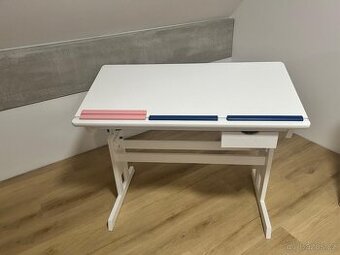 Dětský rostoucí psací stůl - jako nový