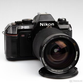 Nikon F-301  + objektiv  28-200mm f/3,8-5,5