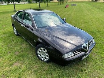 Alfa Romeo 166