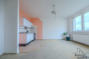 Byt  2+KK + místnost se samostatným vchodem, ul. Na Pastvisk