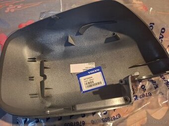 Kryt zrcátka VOLVO - 30720004 - 2.000 Kč