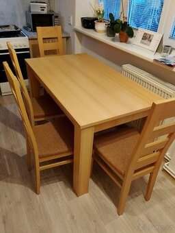 Kuchyňský stůl a židle