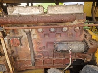 Zetor crystal 6 valec kompletni motor 8701 sts 12145