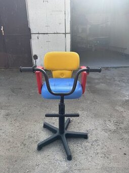 Prodám dětské kadeřnické křeslo