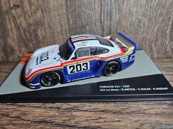 Porsche 961