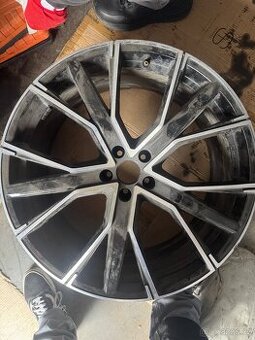 Original Alu kolo Audi Q8 22”