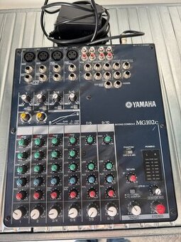Yamaha MG 102C - Mixážní pult
