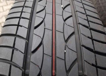 Sada nebo 2ks letních pneu 175/65 R15: