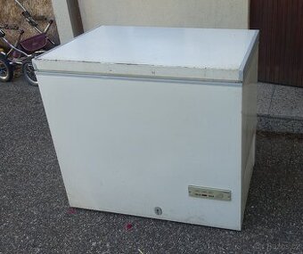 pultový mrazák 90. léta, funkční