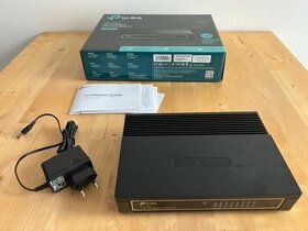 TP-Link TL-SF1016D (16 portový switch)