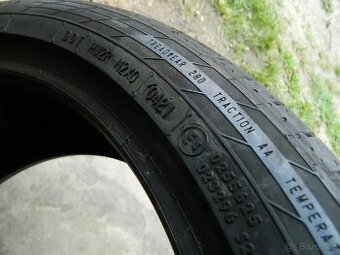 235/40 r18 95w 1ks Continental