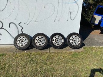 Kola + pneu 4x100 r13