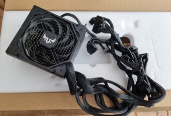 ASUS TUF GAMING 750B