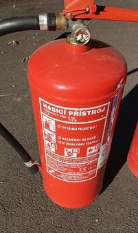 Hasící přístroj práškový 6kg - funkční