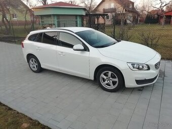 Volvo V60 D2,Rok 2015