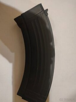 Airsoft zásobník AK 47, kov, na 600 kuličekAirsoft zásobník
