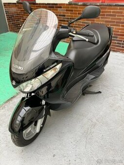 Suzuki Burgman 125