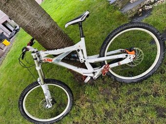 KTM Aphex