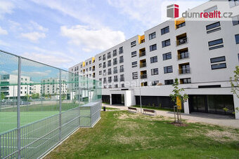 Pronájem bytu 1+kk, 36m² s lodžií, developerský projekt Vivu