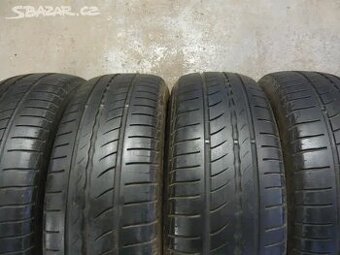 Pneu 195/65/15, 195-65-15, 195 65 15. - -