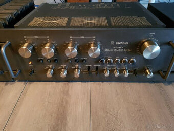 Výkonový zesilovač Technics SE-9600, předzesilovač SU-9600,