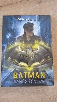 Kniha BATMAN - NÁMĚSÍČNICE