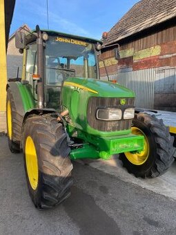 Predám traktor JOHN DEERE 5820