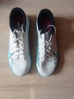 Sálová obuv Nike Mercurial