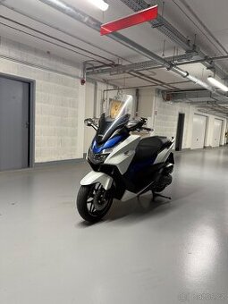 Honda Forza 125
