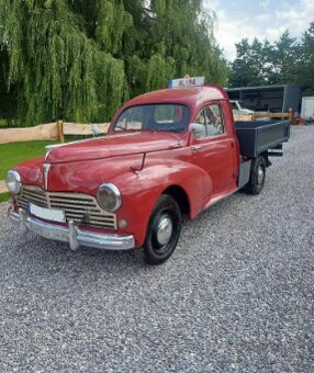 Peugeot 203