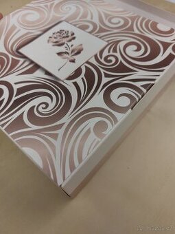 Dárkové krabičky velké