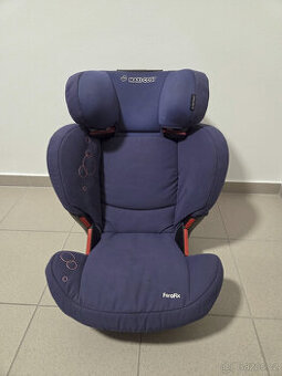Daruji funkční autosedačku MAXICOSI