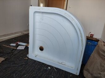 sprchová akrylátová vanička  +  zástěna