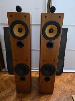 Bowers & Wilkins preference 6 cherry