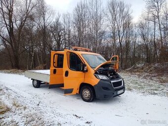Peugeot boxer, valník 7 míst