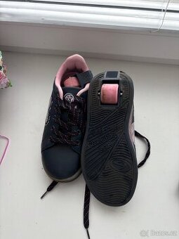 Kolečkové boty velikost 32