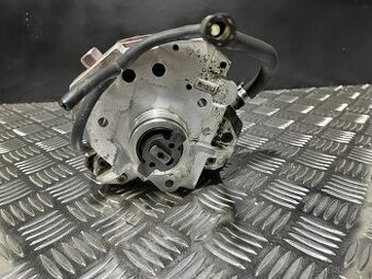 //Vstřikovací Čerpadlo VOLVO XC90 2.4D 120Kw//