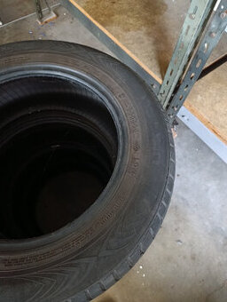 Prodám 4x Pneu Nokian 195/55 R15 - 1