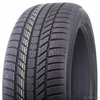 Zimní Continental 215/55R17