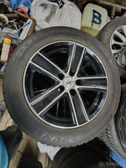 17´´ Zimni TOYOTA RAV4 CHR 215/60 R17 5x114,3