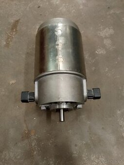 Koupím tento stejnosměrný motor