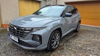 Tucson Nline s černou střechou