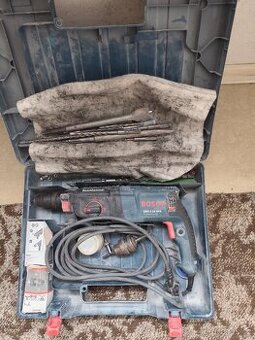 Vrtací kladivo Bosch