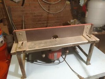 Horní frézka Extol,se stolem,sada fréz