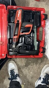 Hřebíkovačka Hilti DX 76