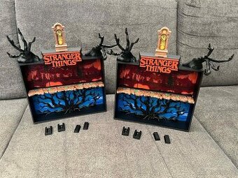 Sada figurek Stranger things + domecek