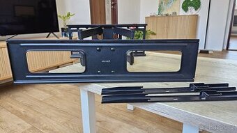 Nástěnný držák na TV