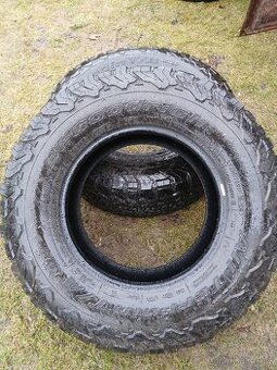285/70 r17